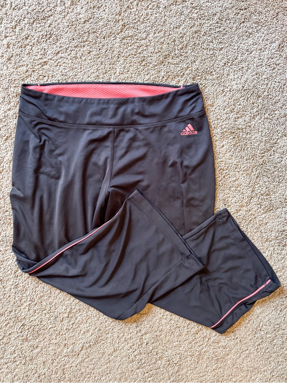 Adidas Activewear capris